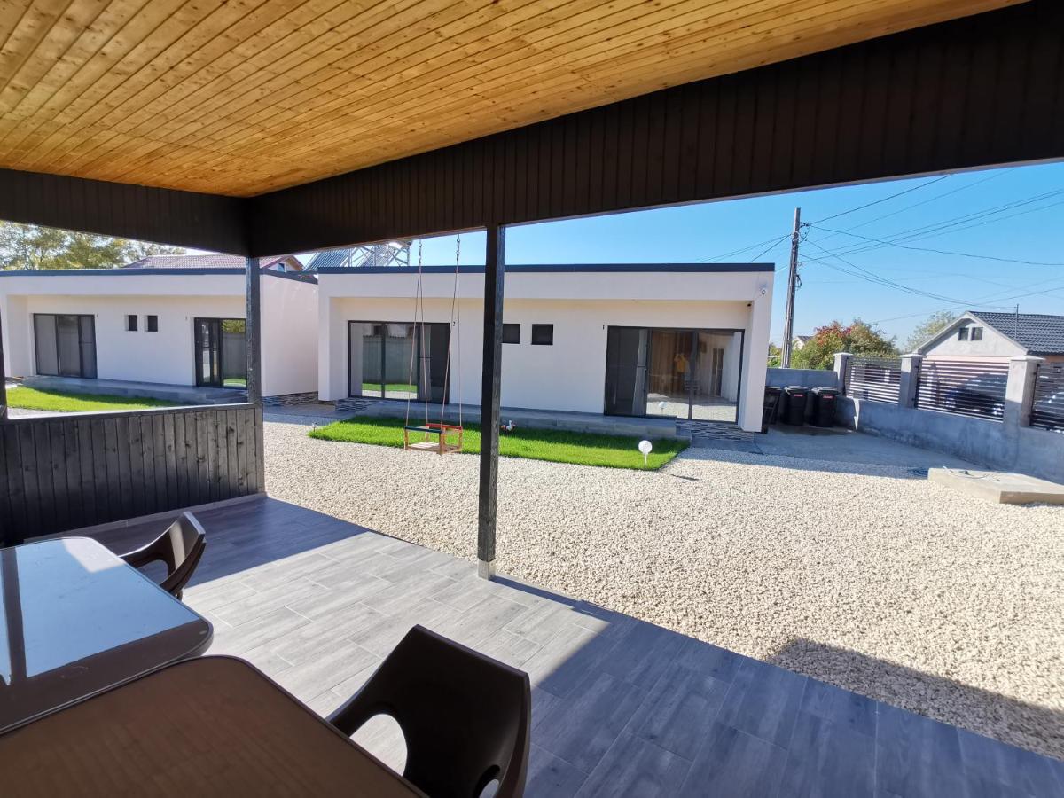 Casutele Amaliei Hotel Corbu  Bagian luar foto