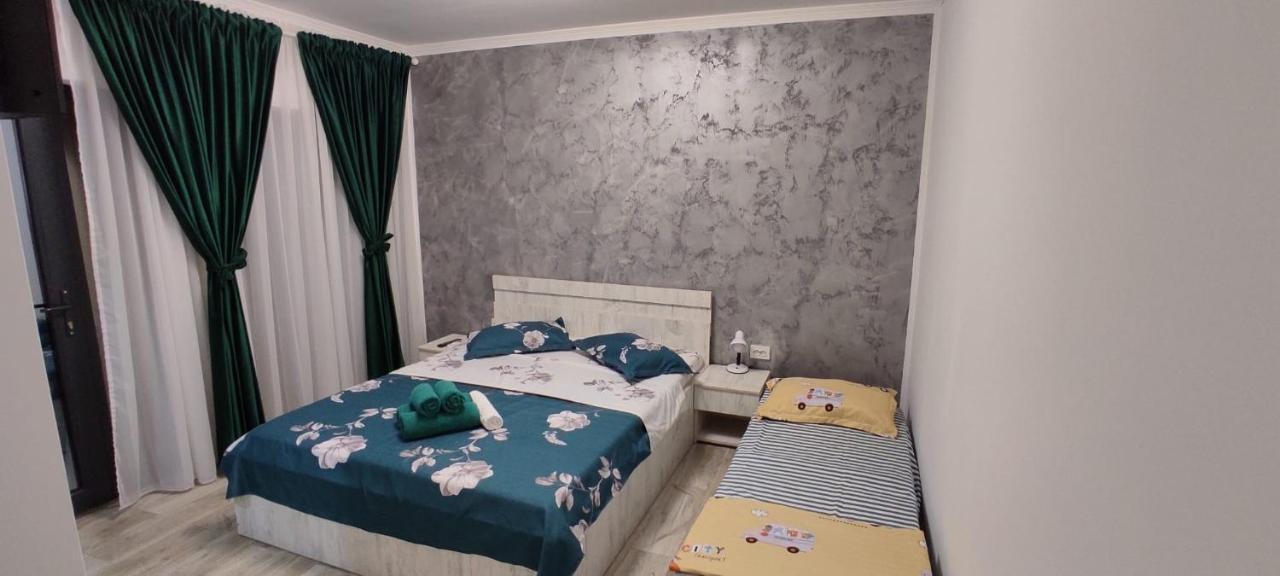 Casutele Amaliei Hotel Corbu  Bagian luar foto