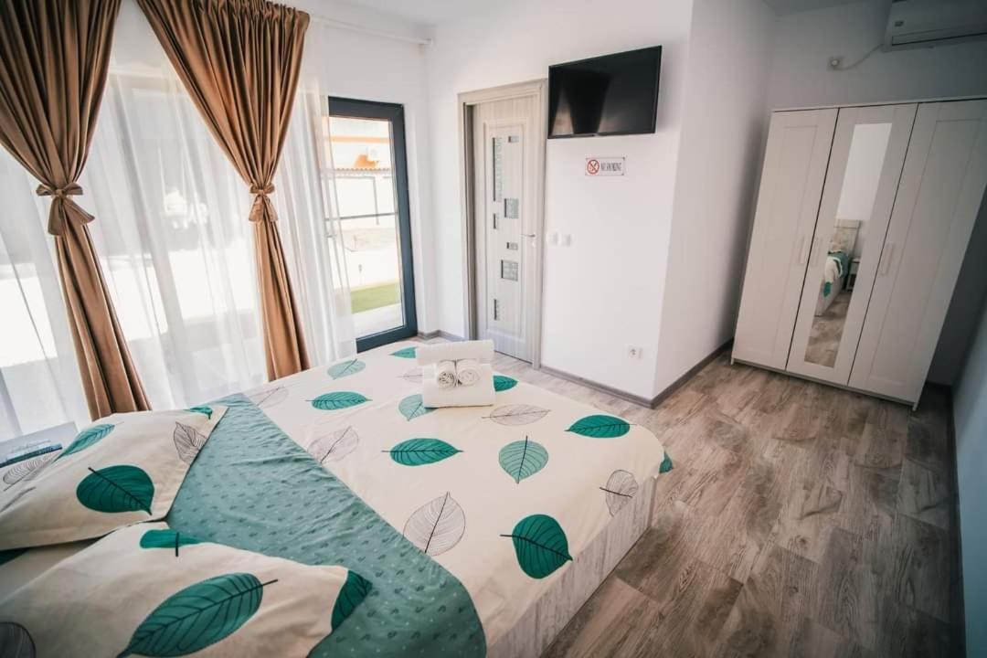 Casutele Amaliei Hotel Corbu  Bagian luar foto